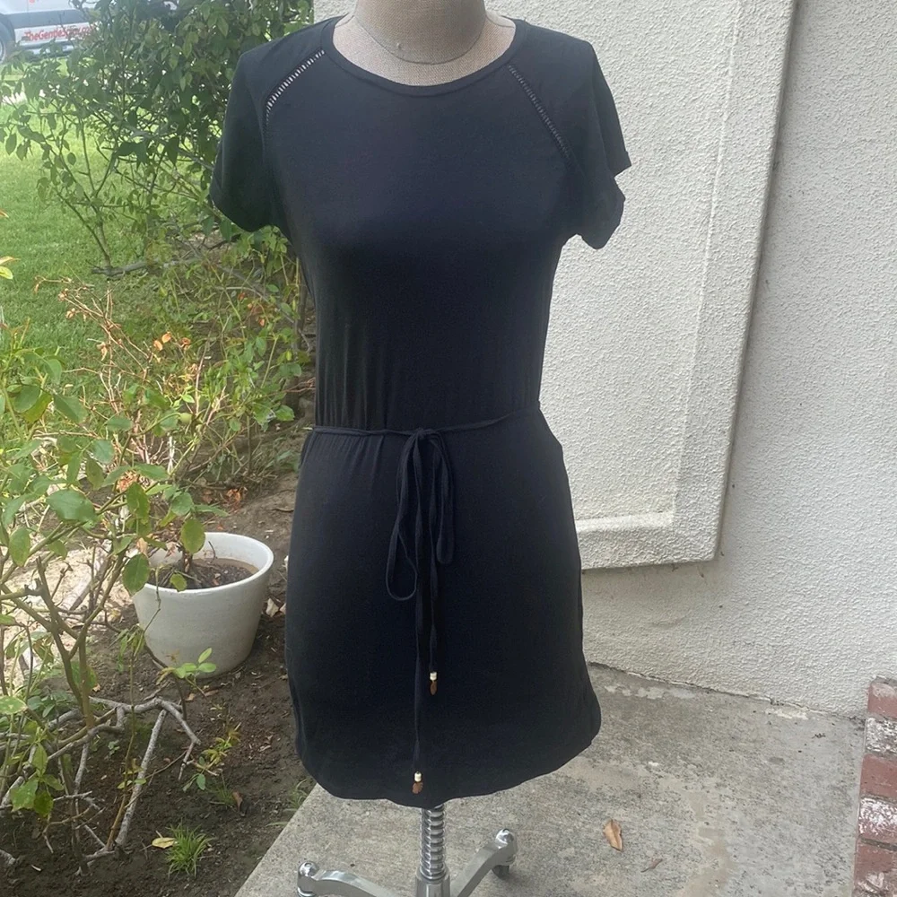 Scotch & Soda by Anthropologie from Neiman’s beautiful black wrap around @bottom - Picture 2 of 16